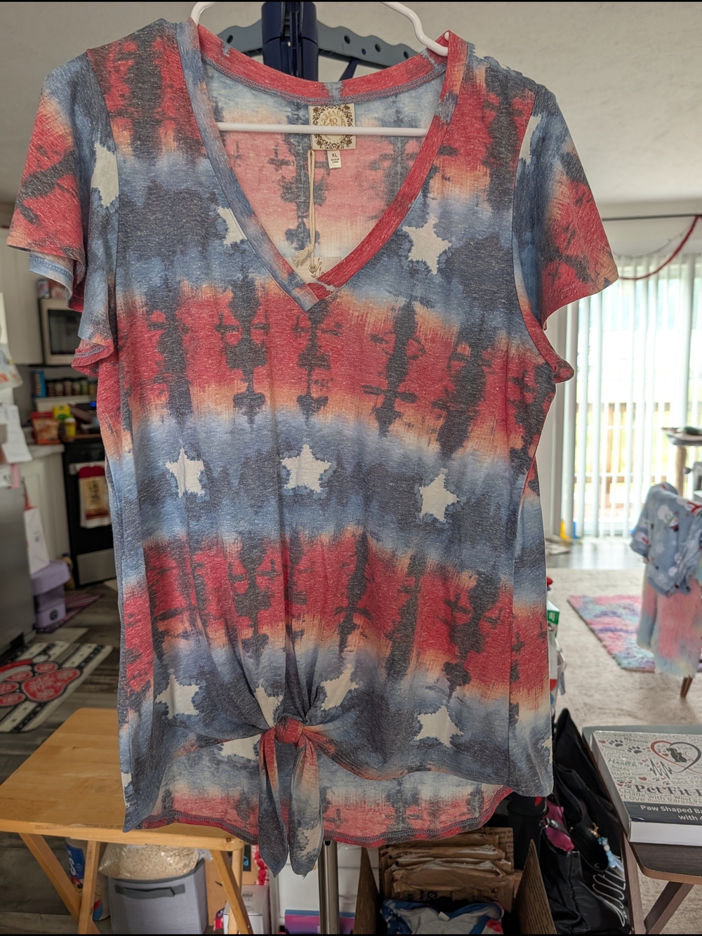 Twist Hem V-Neck Top Patriotic